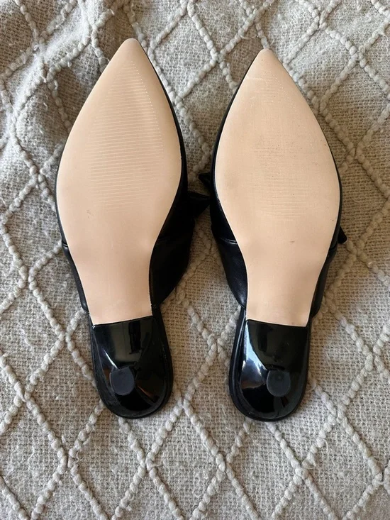 Kensie Black Pointed Bow-Detail Kitten Heel Mules - Picture 9 of 9